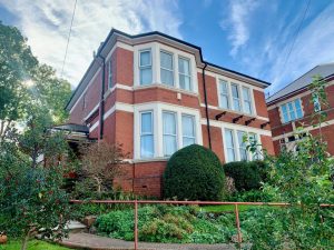 Llanthewy House, Llanthewy Road, Newport, South Wales, NP20 4JZ