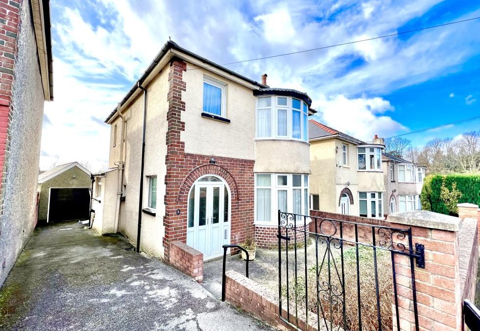 8 Beechcroft Road, Beechwood, Newport, NP16 8AG