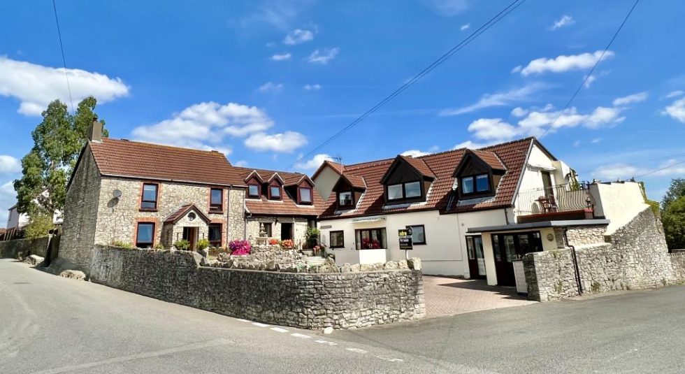 Old Cross Farm, Undy, Magor, Caldicot, Monmouthshire, NP26 3EN Adre