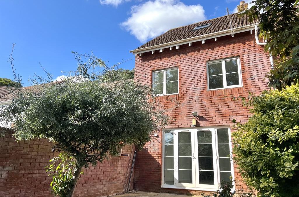 8 Sedbury Chase, Tutshill, Chepstow, Monmouthshire, NP16 7JX