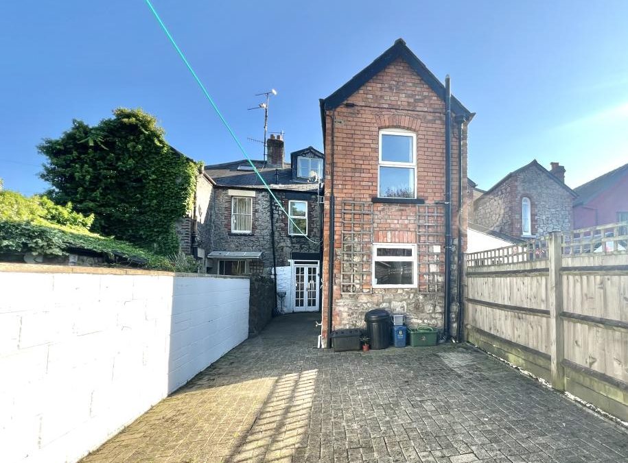 2 Somerset Cottage, St. Ann Street, Chepstow, Monmouthshire, NP16 5HF